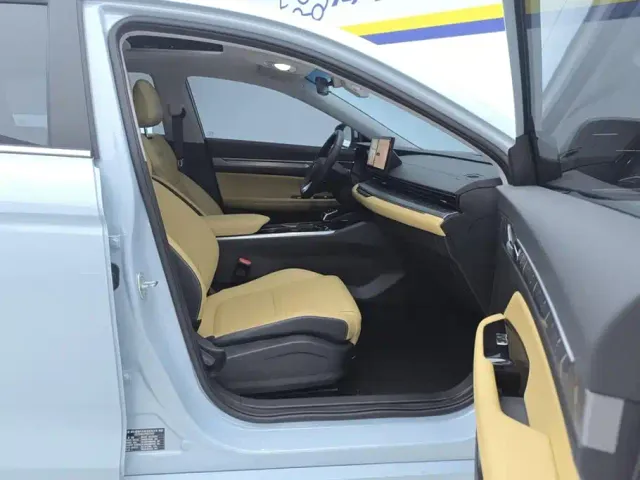 Geely Emgrand L — Фото автомобиля 8