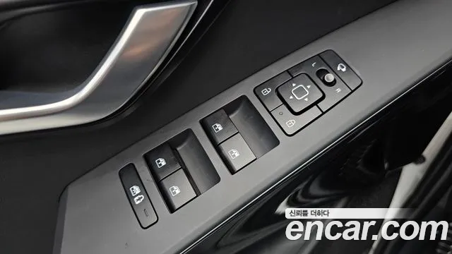 Kia Niro The All New — Фото автомобиля 29