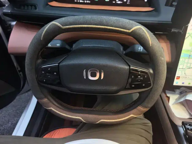 Changan Qiyuan A05 — Фото автомобиля 15