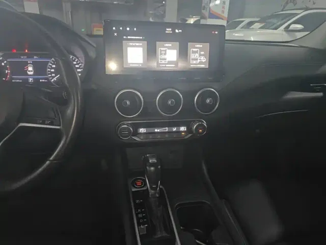 Nissan Sylphy — Фото автомобиля 12