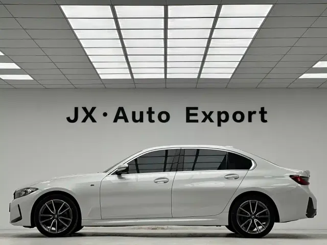 BMW 3 Series — Фото автомобиля 6