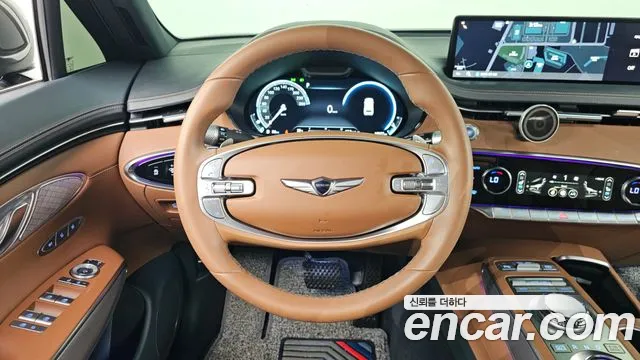 Genesis GV70 — Фото автомобиля 13