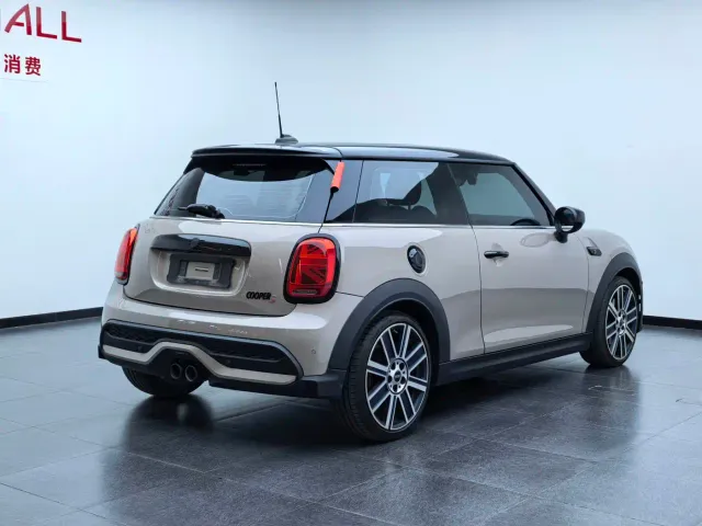 MINI Hatch — Фото автомобиля 5