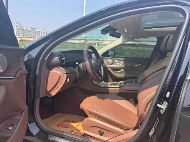 Mercedes-Benz Mercedes-Benz E-Class 2023 E 300 L Fashion — Фото автомобиля 15