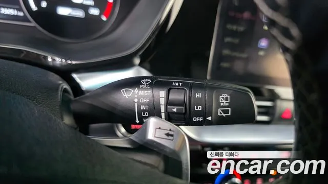 Kia Niro — Фото автомобиля 27