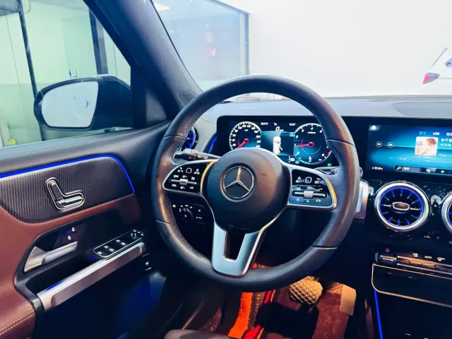 Mercedes-Benz GLB-Class — Фото автомобиля 14