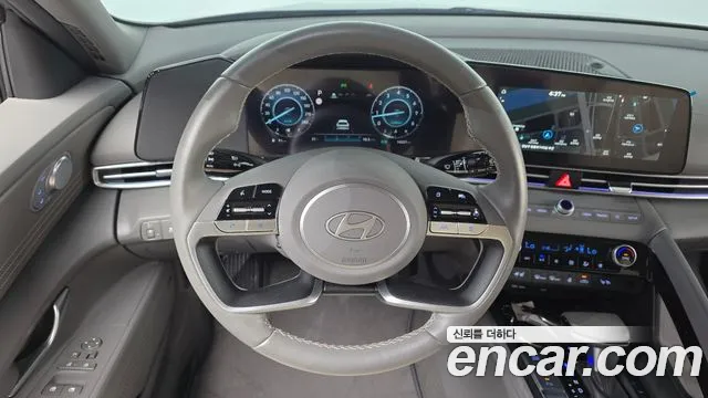 Hyundai AVANTE Новый Avante (CN7) — Фото автомобиля 12
