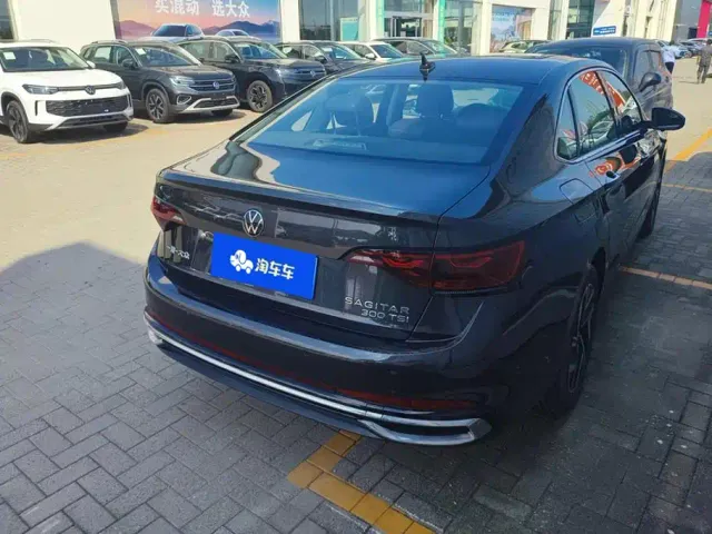 Volkswagen Sagitar — Фото автомобиля 3
