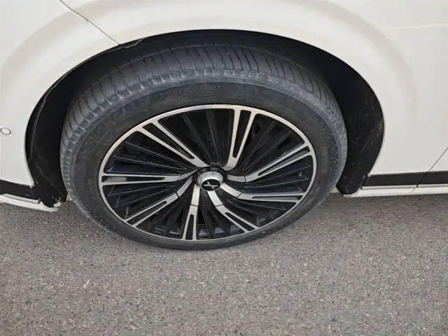 Xpeng G9 — Фото автомобиля 22