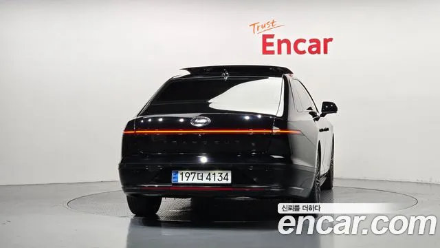 Hyundai Grandeur Grandeur (GN7) 2.5 Бензин 2WD — Фото автомобиля 4