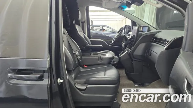 Hyundai Staria — Фото автомобиля 16