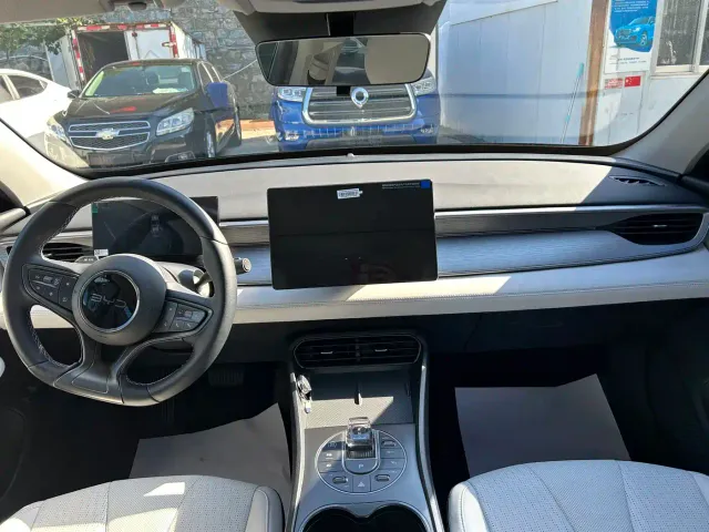 BYD Seal 05 DM-i — Фото автомобиля 4