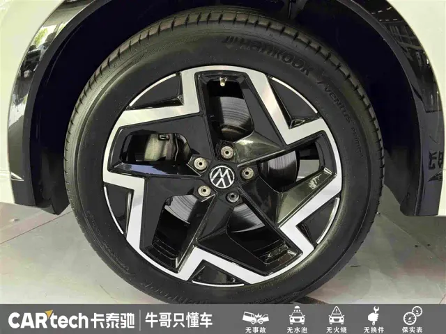 Volkswagen Tiguan L — Фото автомобиля 10