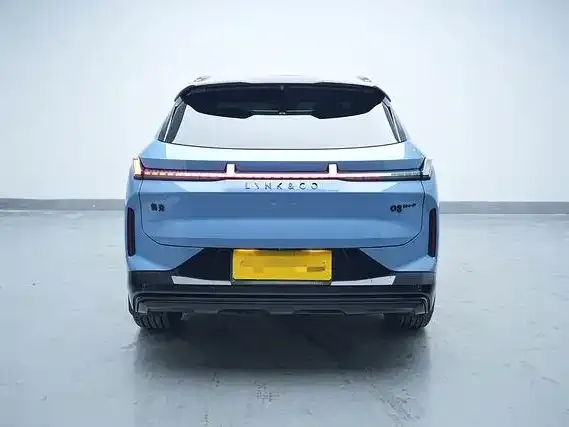 Lynk & Co 08 EM-P — Фото автомобиля 9
