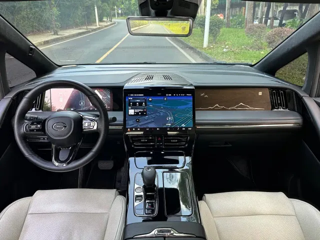 GAC Trumpchi M8 — Фото автомобиля 4
