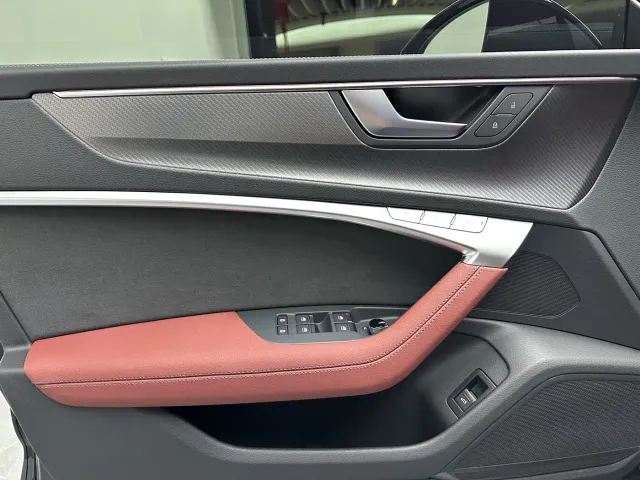 Audi A7L — Фото автомобиля 17