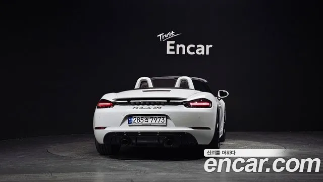 Porsche 718 — Фото автомобиля 4