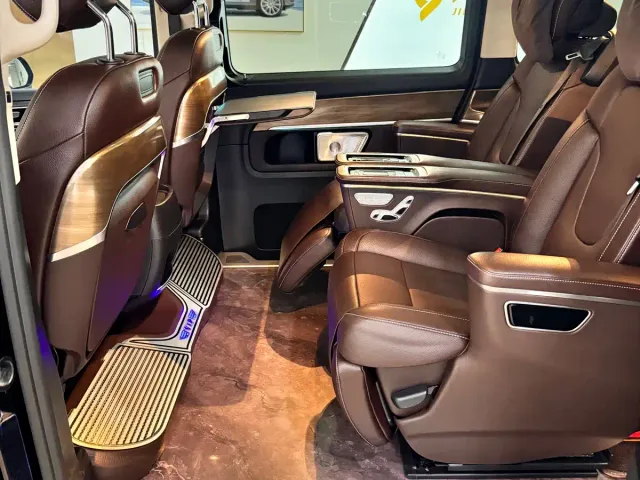 Mercedes-Benz V-Class — Фото автомобиля 14