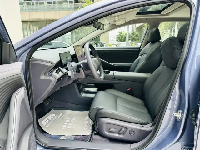 Nissan N6 — Фото автомобиля 11