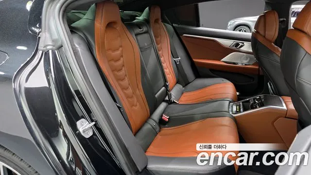 BMW 8-Series — Фото автомобиля 10