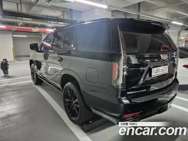 Cadillac Escalade — Фото автомобиля 5