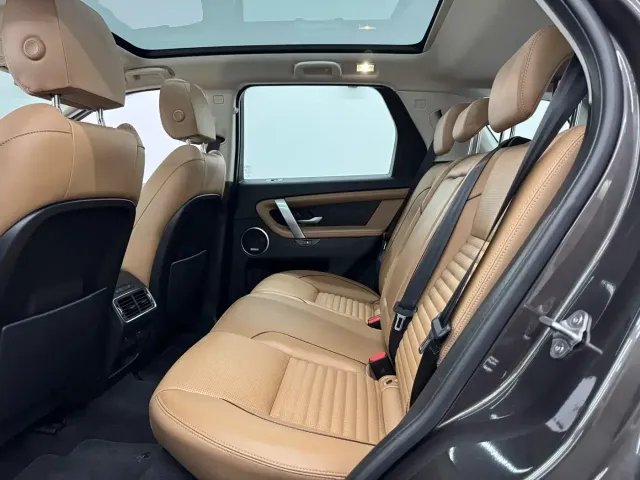 Land Rover Discovery Sport — Фото автомобиля 5