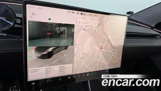 Tesla Model Y — Фото автомобиля 19