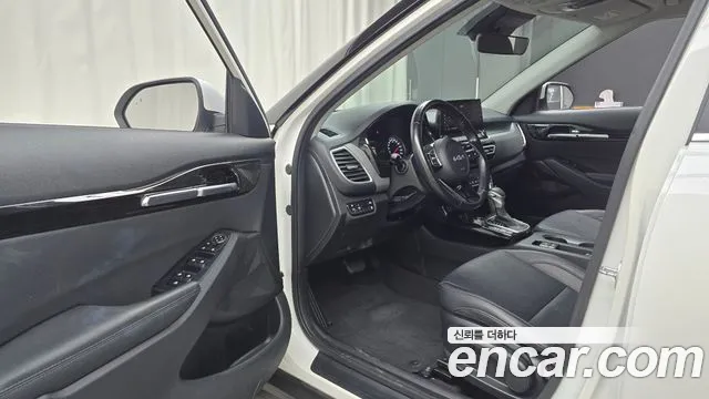 Kia Seltos Seltos Бензин 1.6 турбо 2WD — Фото автомобиля 11