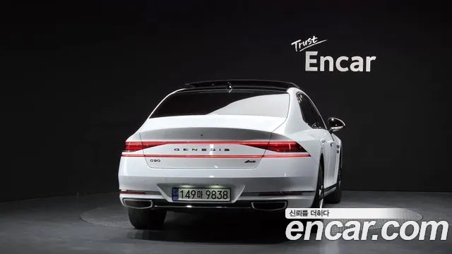 Genesis G90 Бензин 3.5 турбо AWD — Фото автомобиля 4