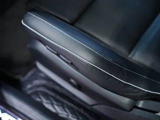 Mercedes-Benz E-Class AMG — Фото автомобиля 19