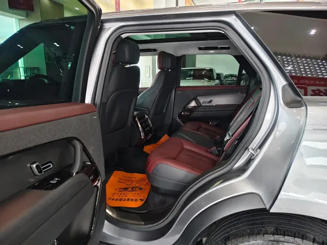 Land Rover Range Rover Sport — Фото автомобиля 10
