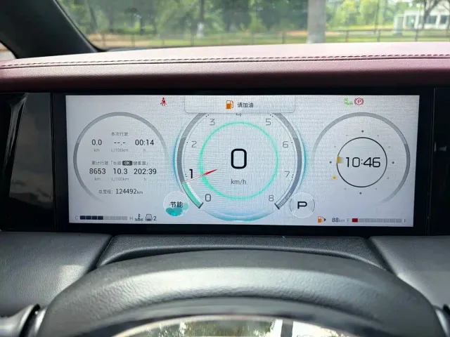 GAC Trumpchi M8 — Фото автомобиля 21