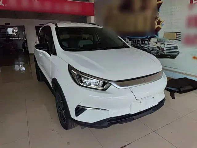 BYD Yuan Pro — Фото автомобиля 3