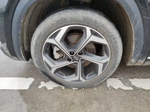 Geely Xingyue L — Фото автомобиля 22