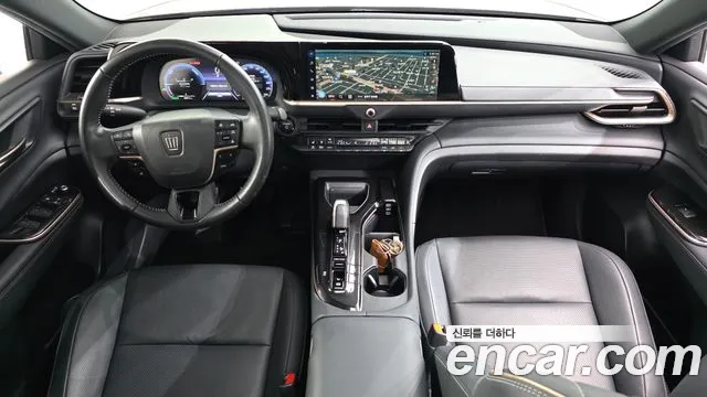 Toyota Crown — Фото автомобиля 10