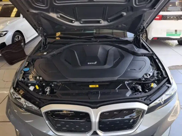 BMW i3 — Фото автомобиля 19