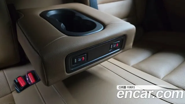 Renault-KoreaSamsung QM6 Новый QM6 2.0 GDe RE Signature 2WD — Фото автомобиля 30