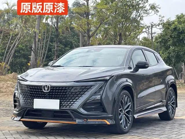 Фотография автомобиля — Changan UNI-T