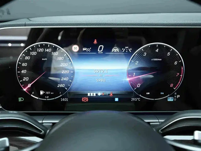 Mercedes-Benz GLE-Class — Фото автомобиля 8