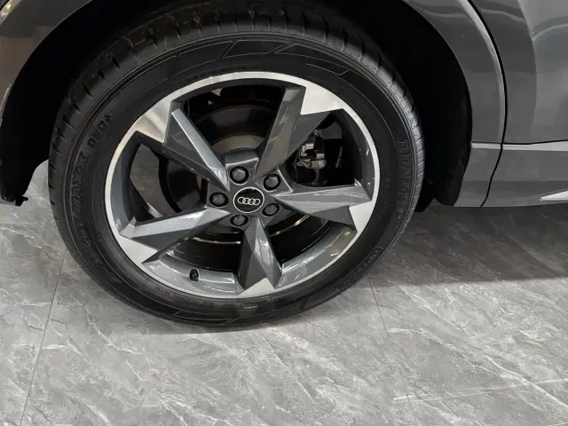 Audi Q3 — Фото автомобиля 19