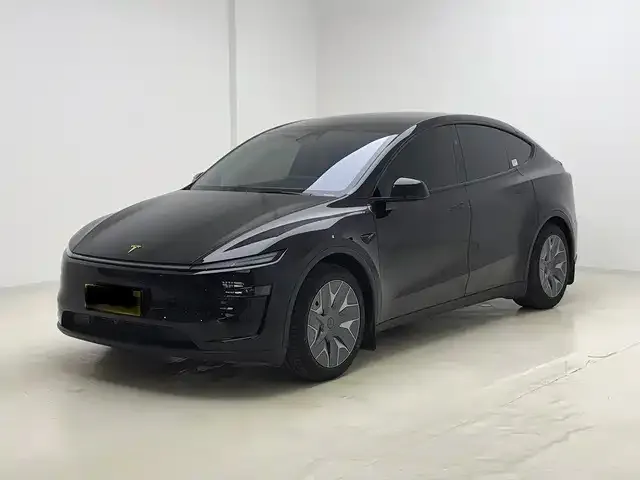 Фотография автомобиля — Tesla Model Y L