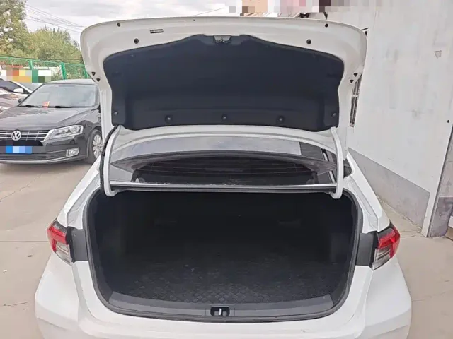 Toyota Corolla — Фото автомобиля 18