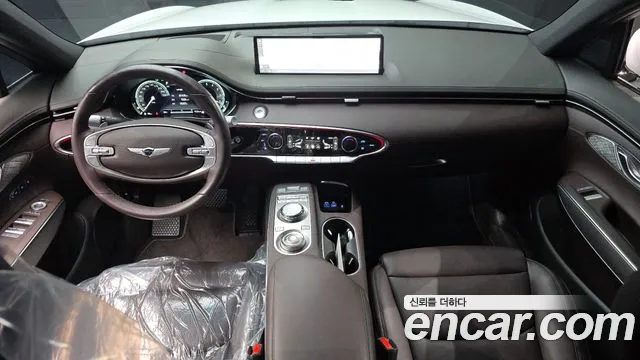 Genesis GV70 2.5T Бензин 2WD — Фото автомобиля 6