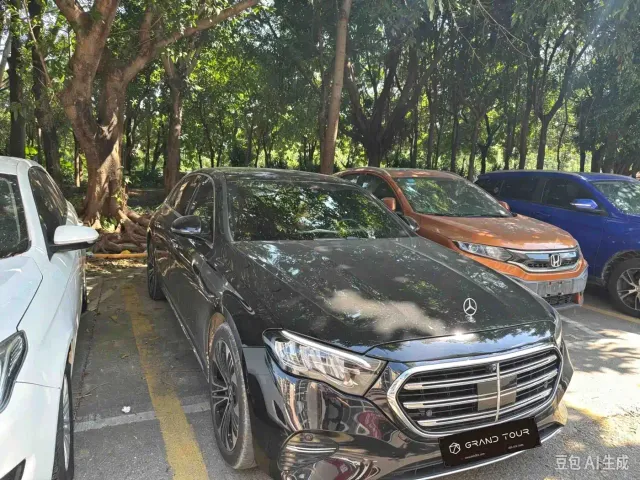 Фотография автомобиля — Mercedes-Benz E-Class