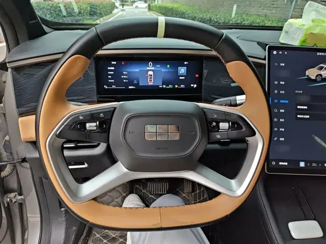 Geely Galaxy L7 — Фото автомобиля 11