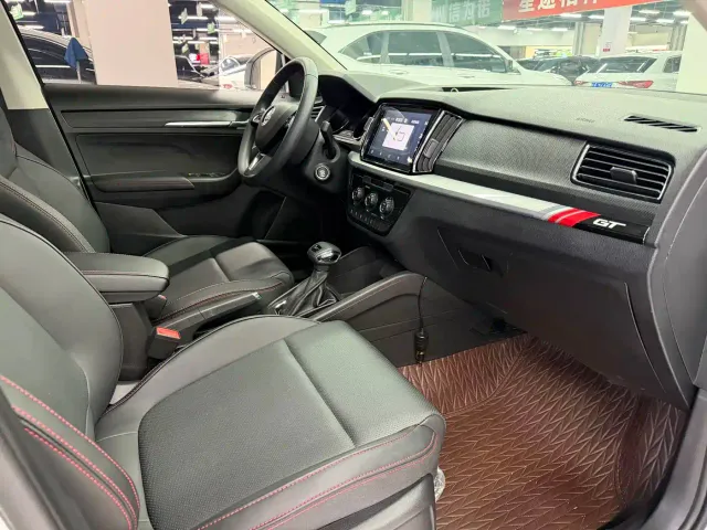 Skoda Kamiq — Фото автомобиля 8