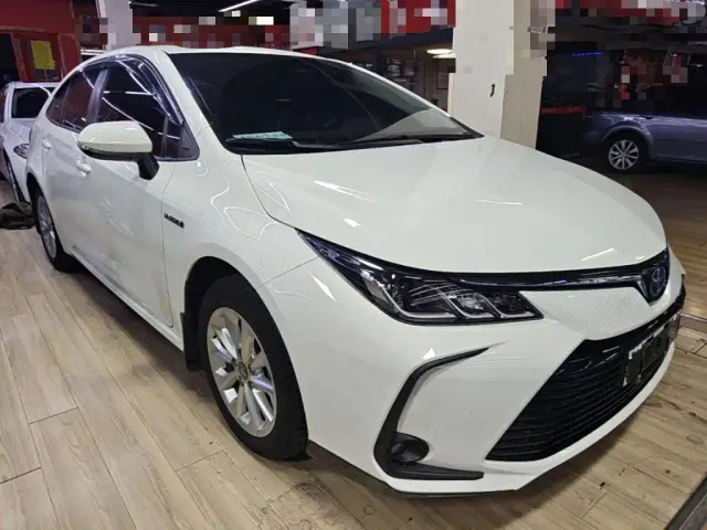 Toyota Corolla — Фото автомобиля 3