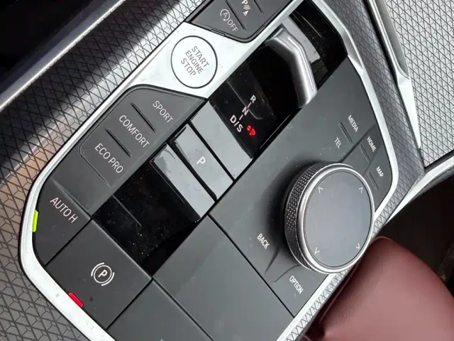 BMW 3 Series — Фото автомобиля 11