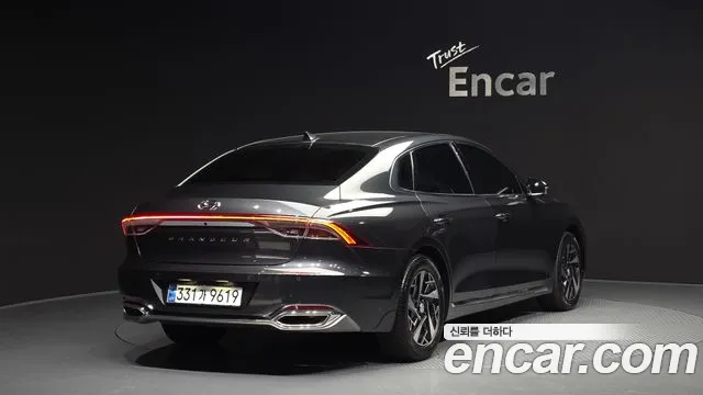 Hyundai Grandeur — Фото автомобиля 2