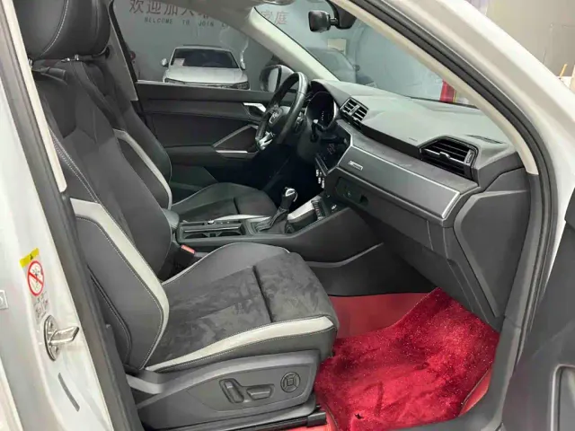 Audi Q3 — Фото автомобиля 17